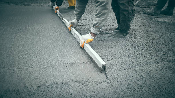 Best Custom Concrete Contractor  in Plain City, UT